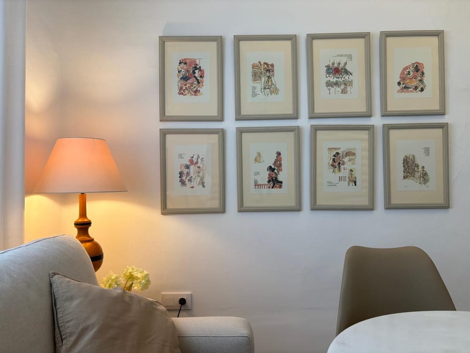 Photo of the whole room
