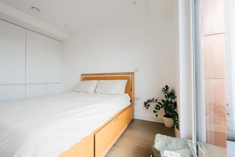 Bed, Bedroom, wardrobe