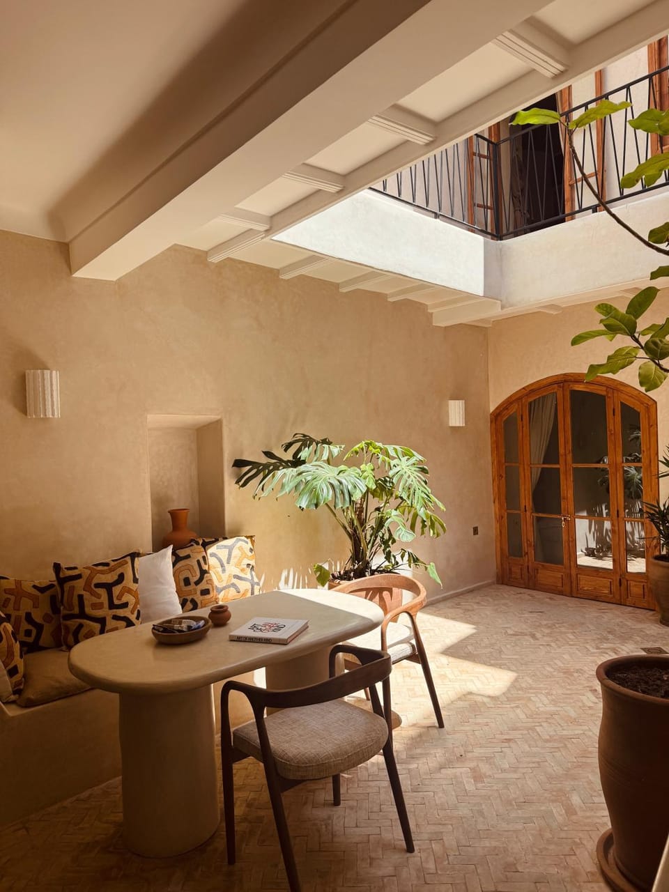 Patio, Dining area