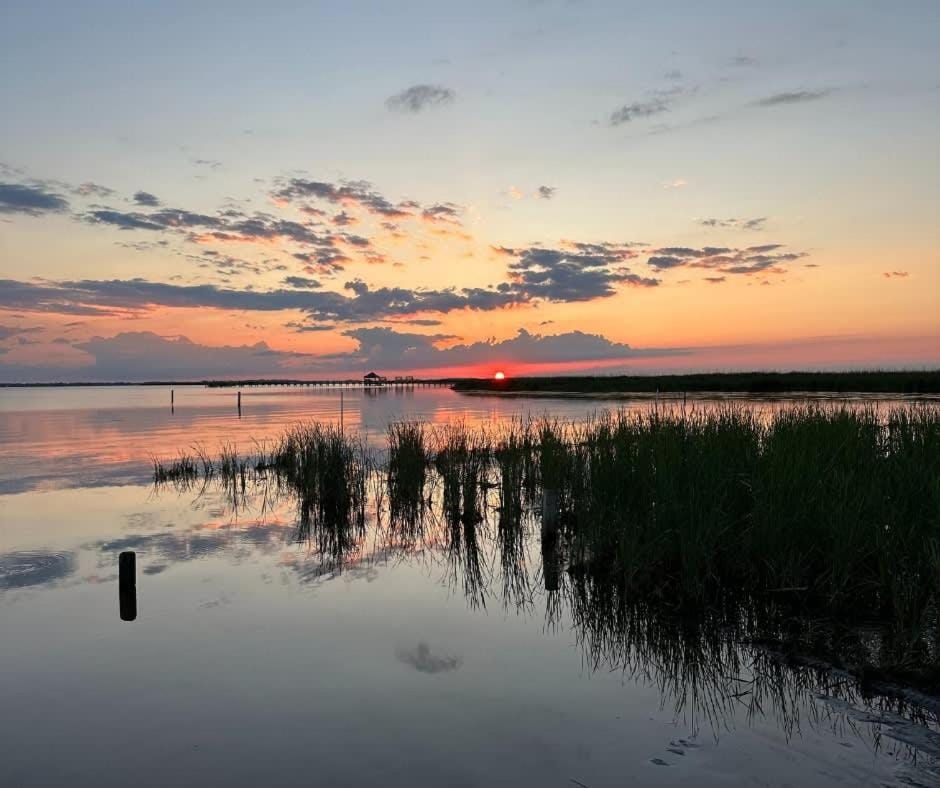 7Min Walk to Beach Saltwater Pool House in Corolla