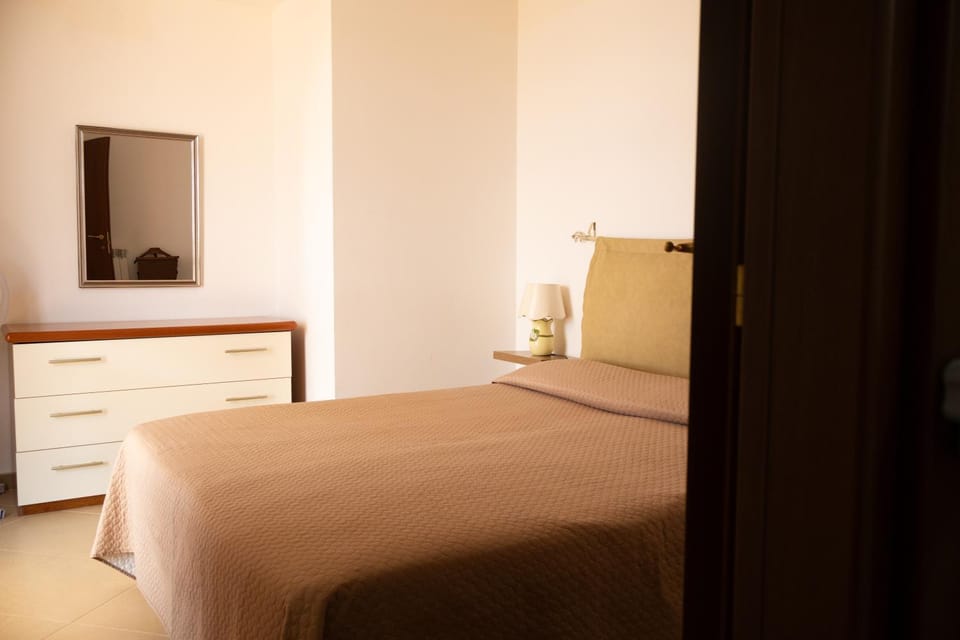 Bed, View (from property/room), Bedroom