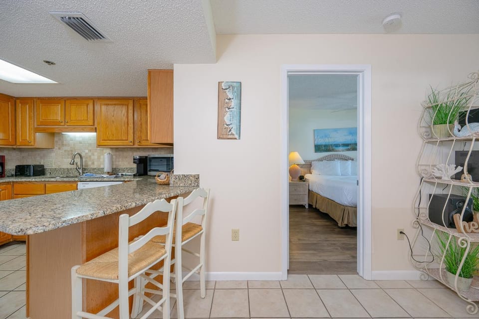 Phoenix East 704 Apartment in Orange Beach