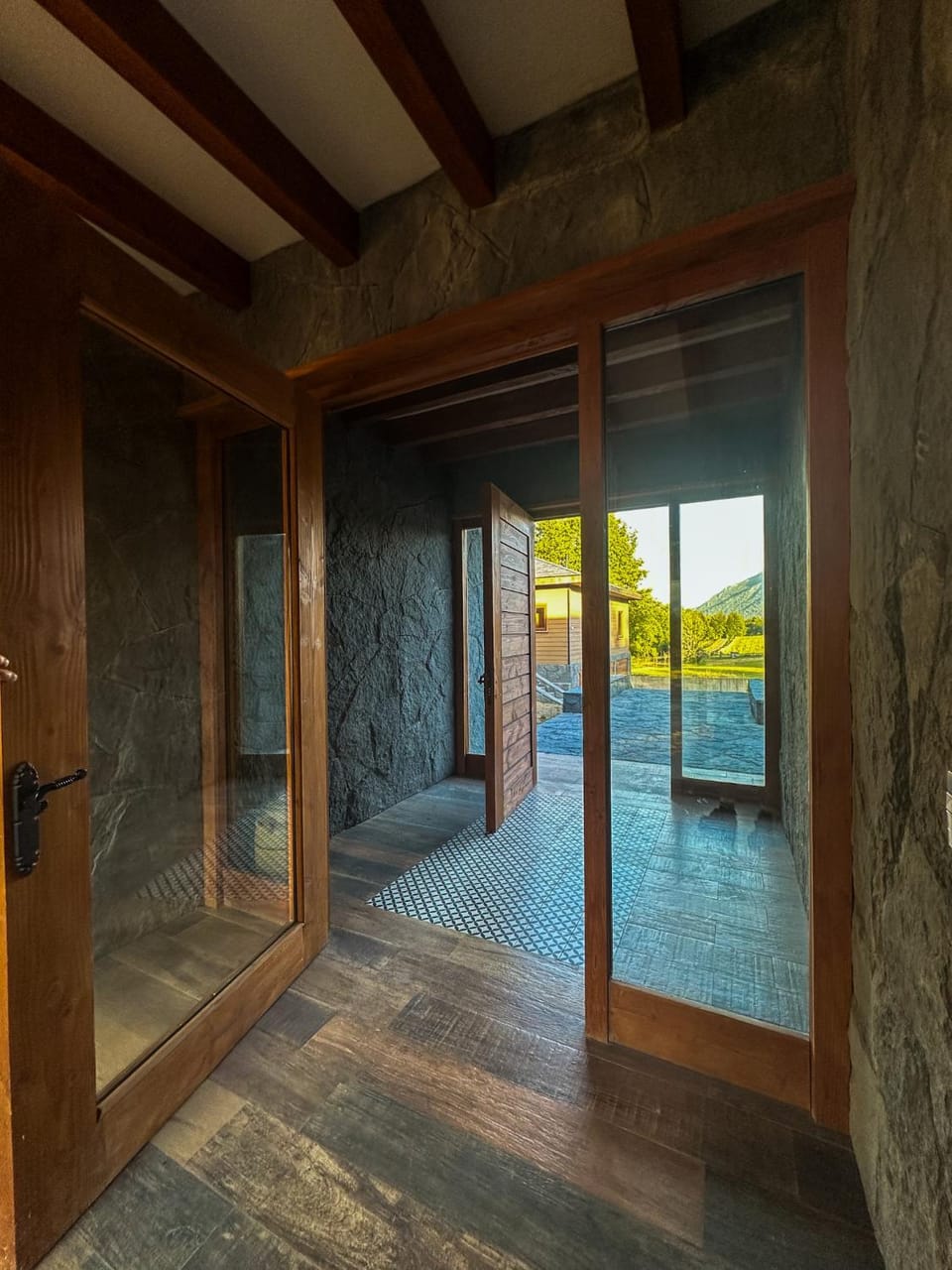 CLARO DE LUNA Luxury Lodge & Guest House Hotel in Pucon