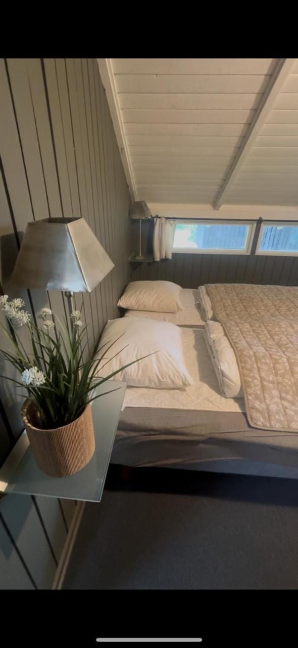 Family Cottage with Sauna and Hot Tub House in Oksbøl