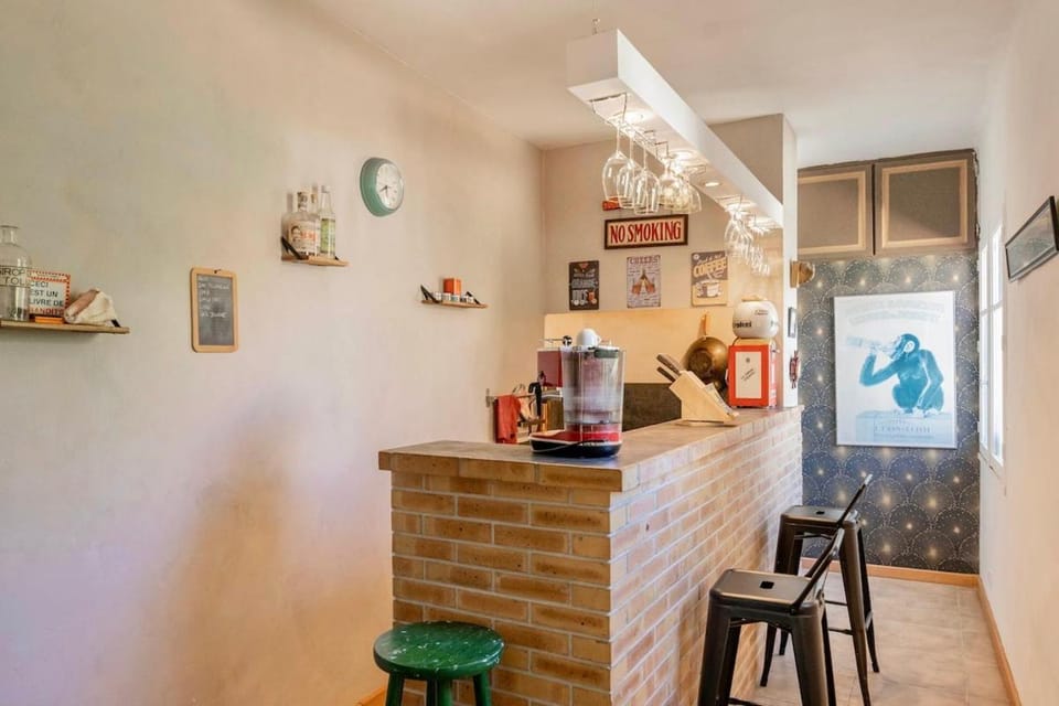 Bright, vintage-style apartment Apartment in Marseille