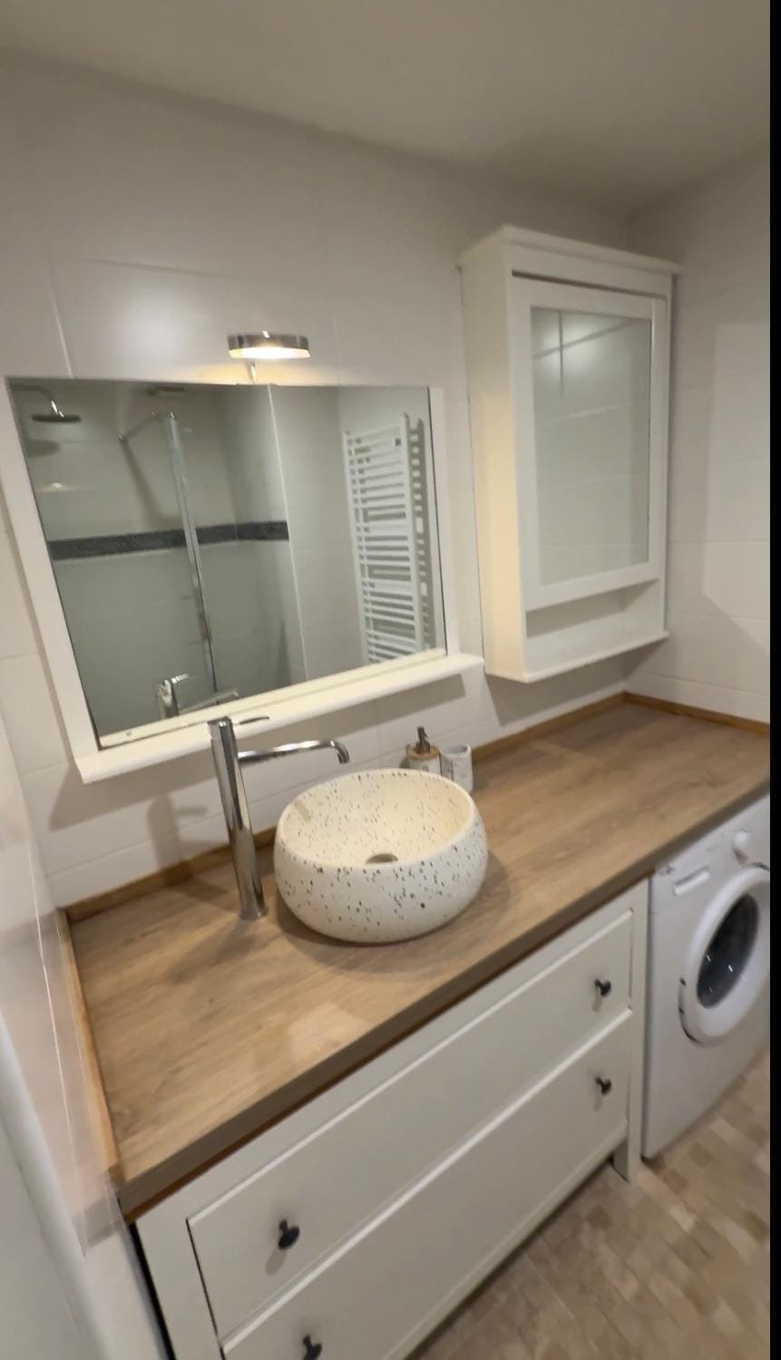 Bathroom, washing machine