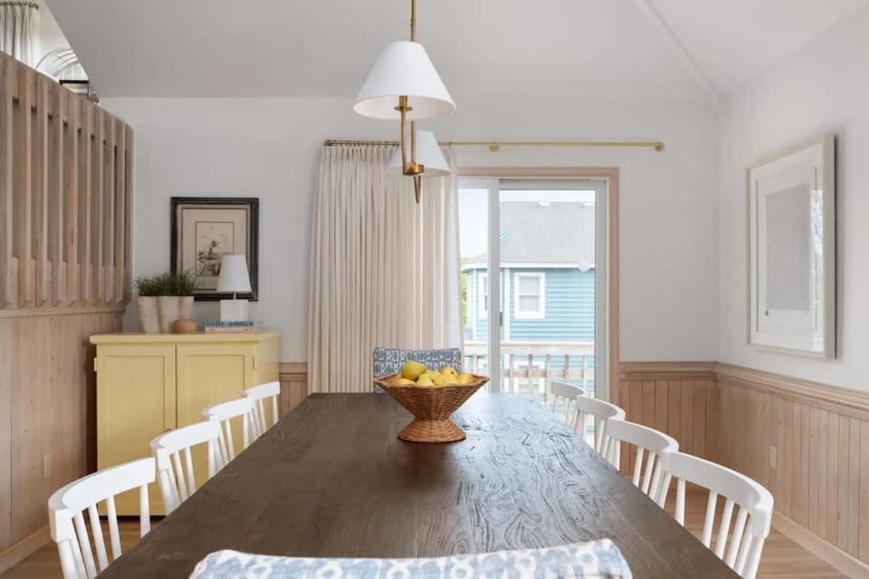 Stylish Home with Pool Hot Tub & Walk to Beach House in Duck