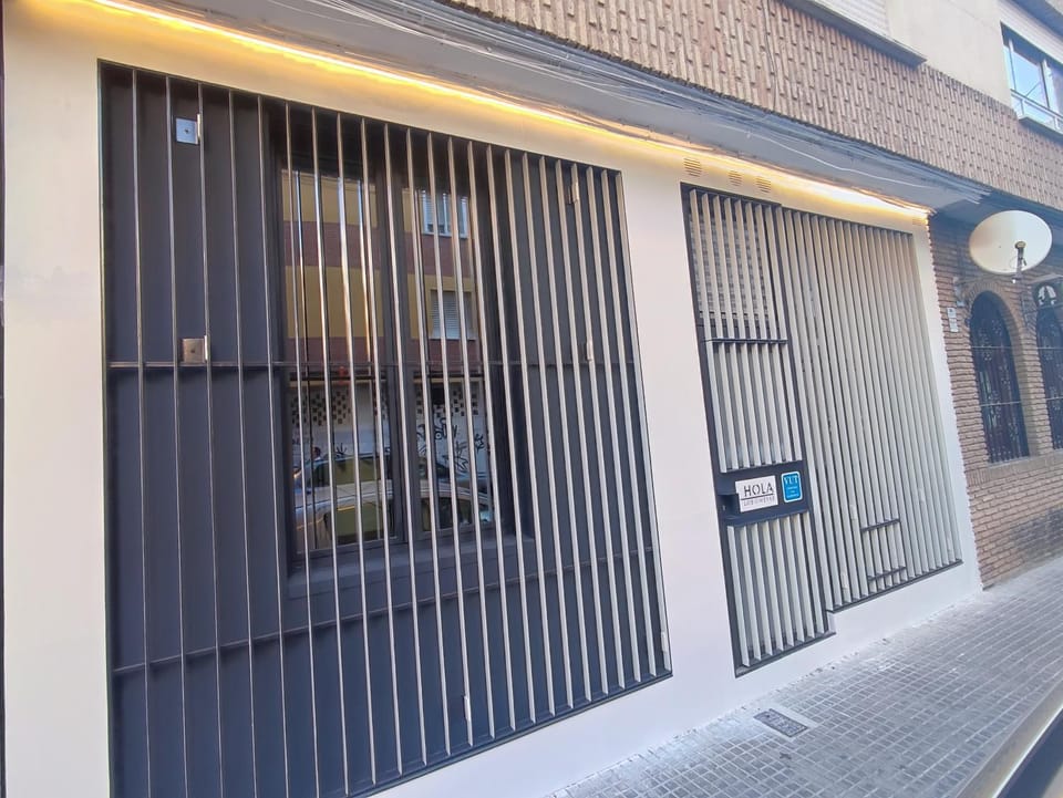 Property building, Facade/entrance