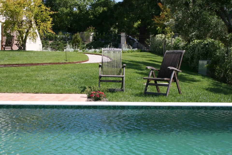 Property building, Garden, Garden view, Swimming pool