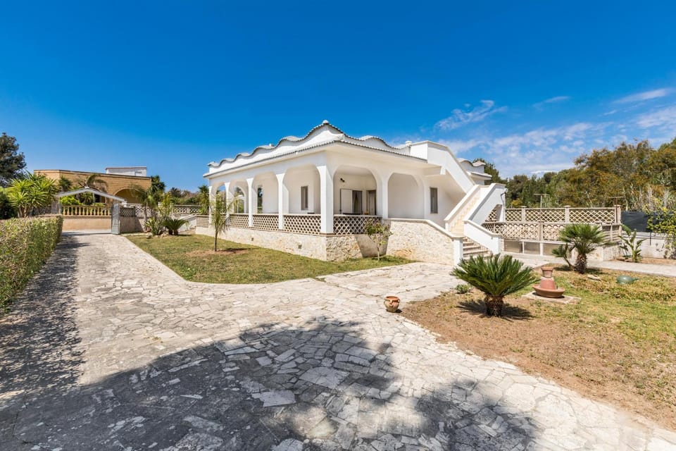 Property building, Garden, Garden view