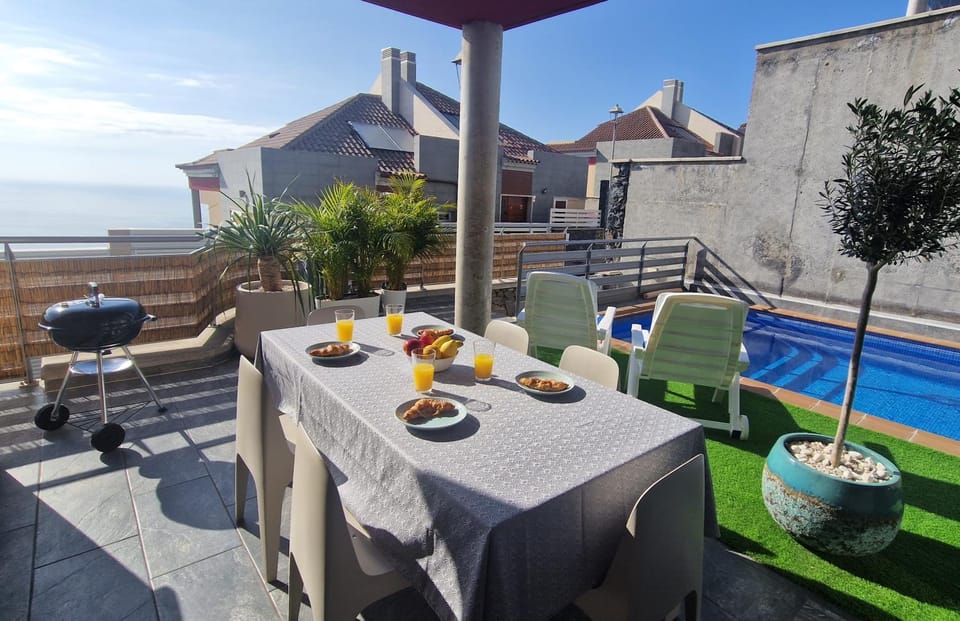 Patio, BBQ facilities, Pool view, Swimming pool
