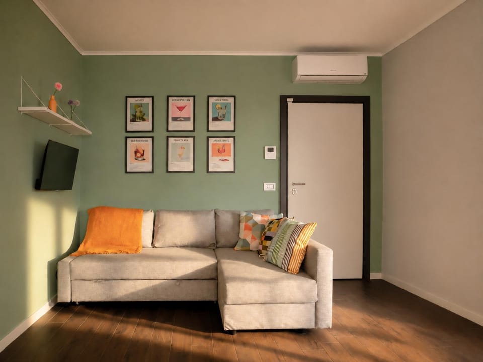 Day, TV and multimedia, Living room, air conditioner, air conditioner