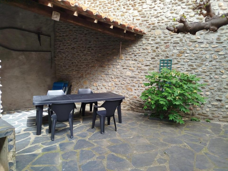 Cal Bonet, comme un retour a l'enfance! House in Catalonia