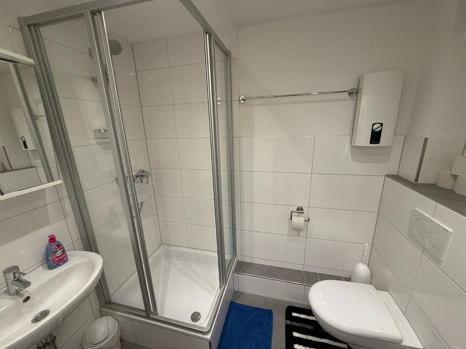 Shower, Toilet, Bathroom