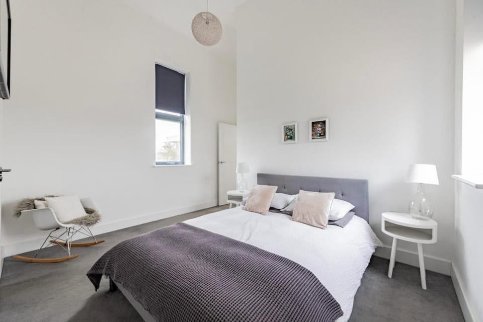Westward Skies - Luxurious Modern Countryside Retreat House in North Norfolk District