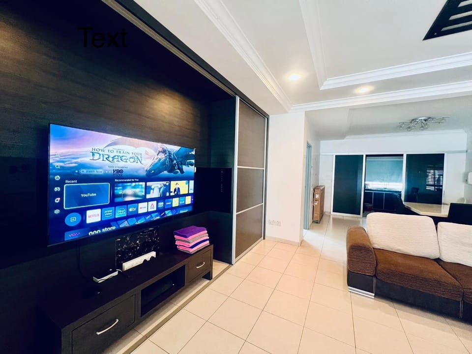 Communal lounge/ TV room, TV and multimedia, Living room