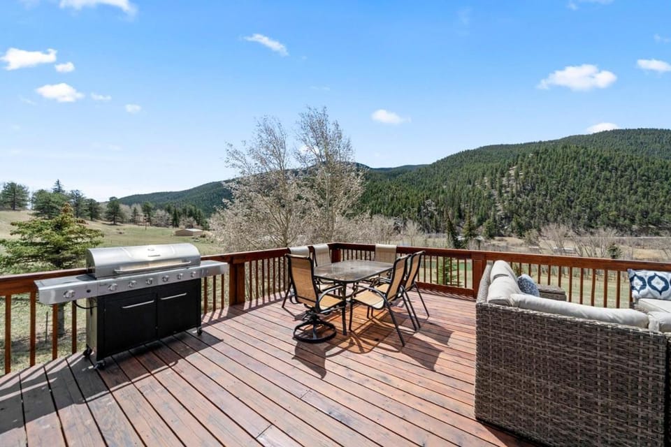 Fishing, disc golf and hot tub House in Bailey