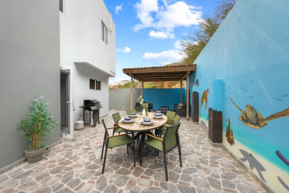 Day, View (from property/room), Balcony/Terrace, Seating area, Dining area