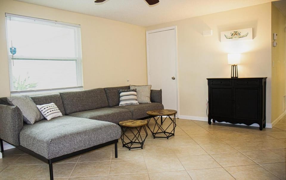 House with private Pool, close to beaches, Golf House in Venice