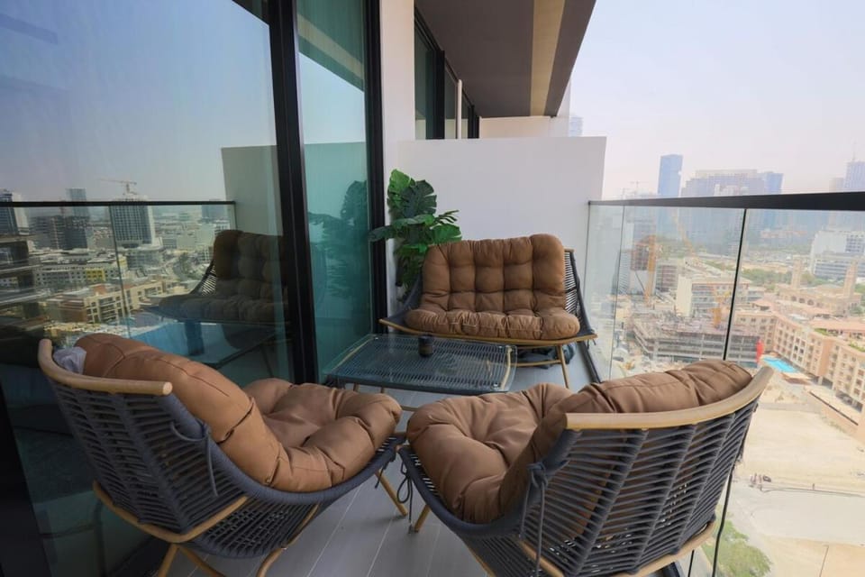 Gracious 1BR in Binghatti Amber Apartment in Dubai