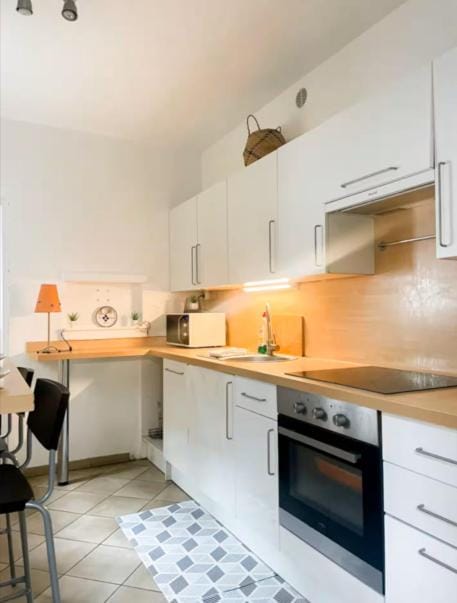 La ContrEscarpe - 4 couchages - Cour PRiVÉE - Secteur GARE CENTRE Apartment in Amiens