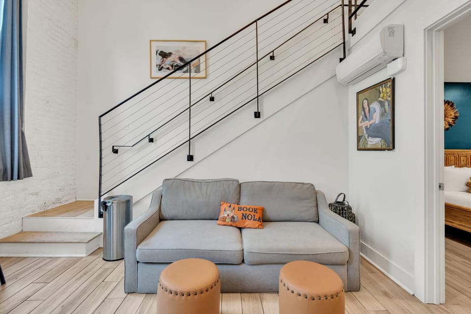 Chic Getaway Across From French Quarter House in Faubourg Marigny