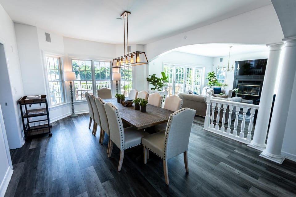 Dining area, Dinner