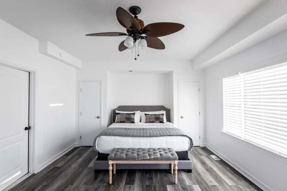 Bed, Bedroom