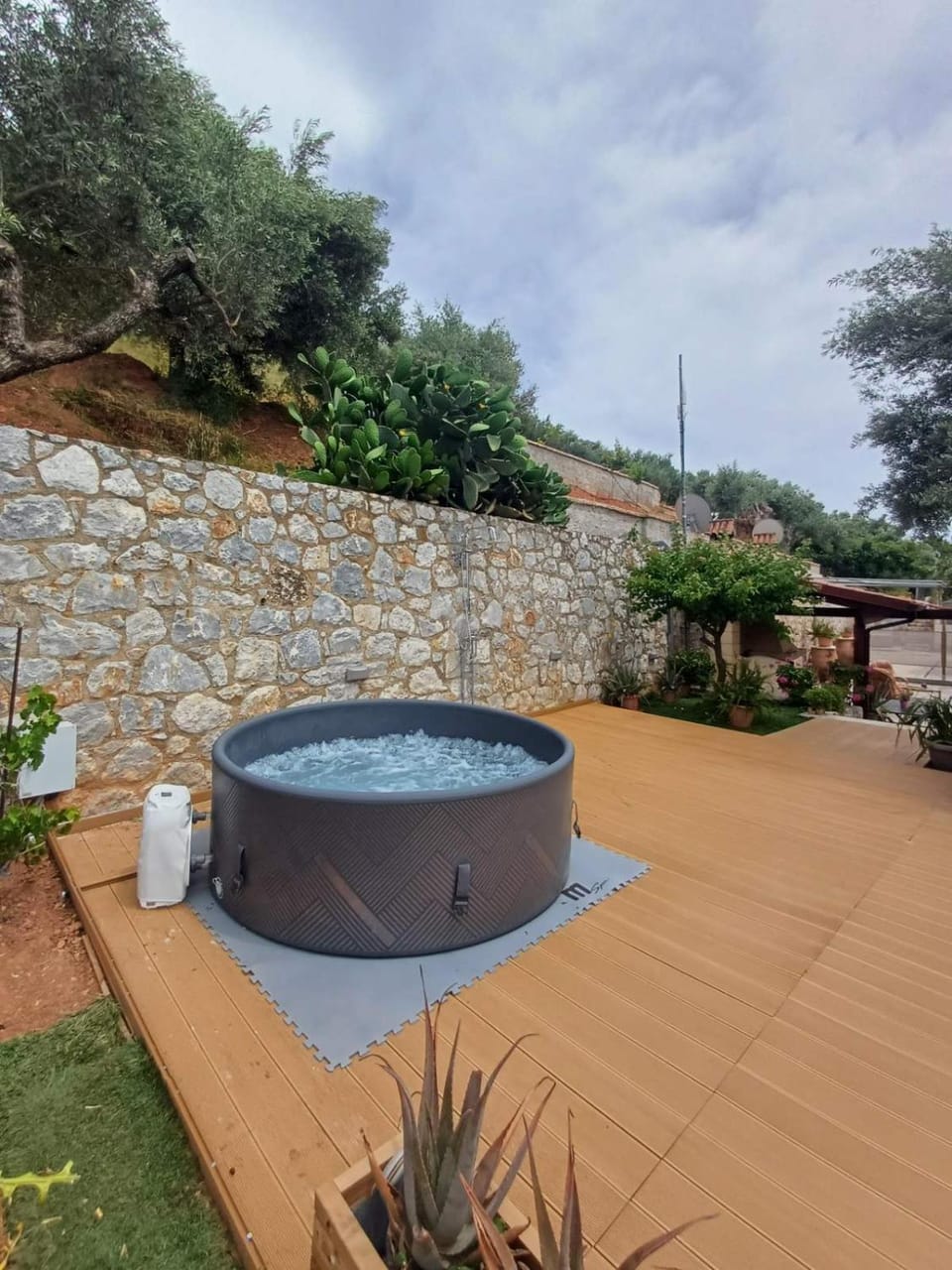 Hot Tub