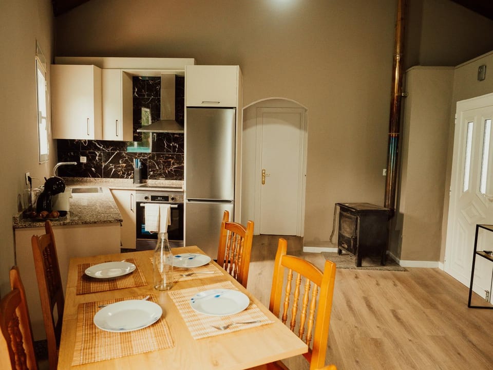 Casa El Refugio House in Monforte de Lemos