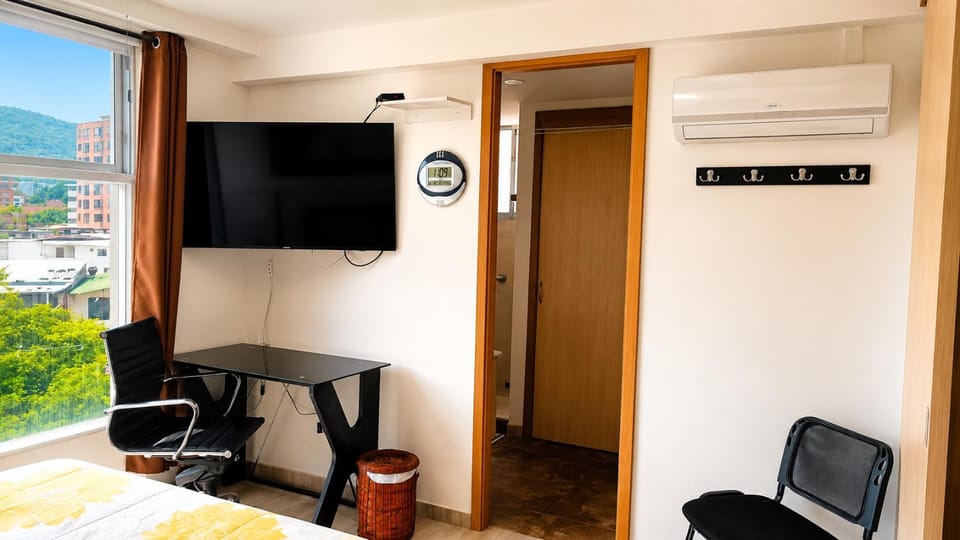 Best apartment, best location, Laureles Paradise Apartment in Medellin