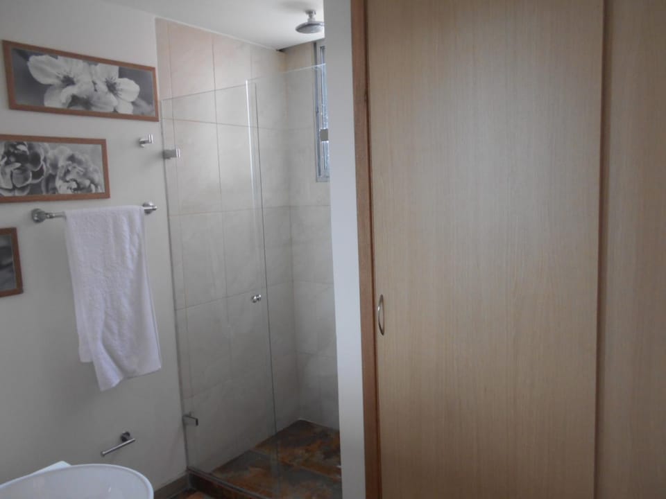 Best apartment, best location, Laureles Paradise Apartment in Medellin