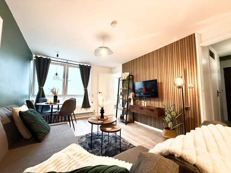 Archway Retreat with Easy City Access Apartment in London Borough of Islington
