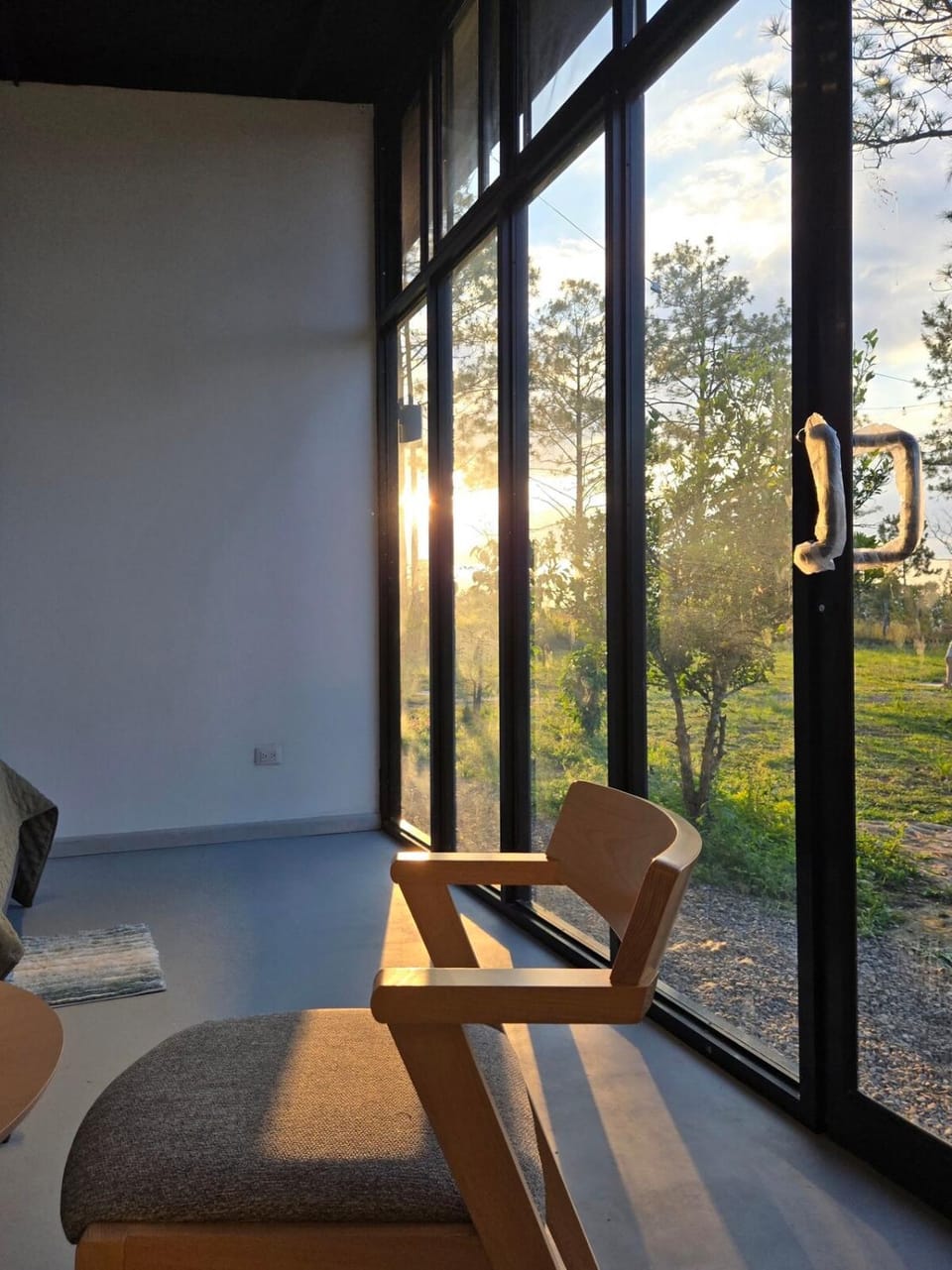 Day, Dining area