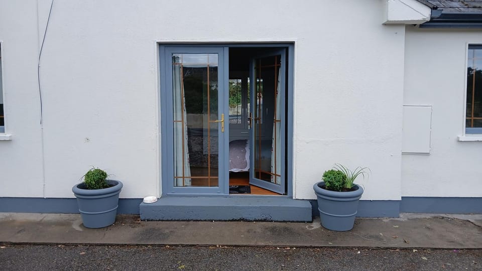 shiv's comfy apartment Apartment in County Mayo