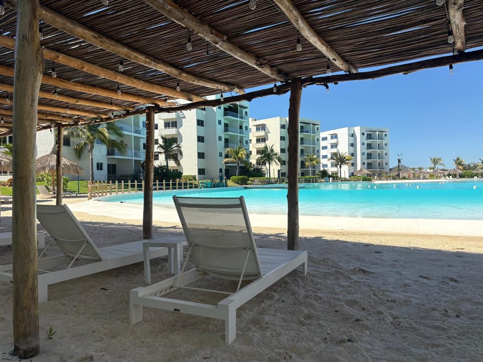 Fantástico Depa en BLUU con Playa Artificial ! Apartment in Mazatlan