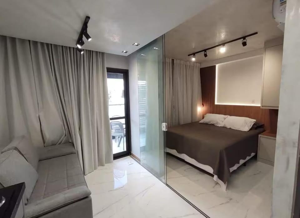 Novo! Apto com Piscina e Vaga ao lado do Farol da Barra em Salvador Apartment in Salvador