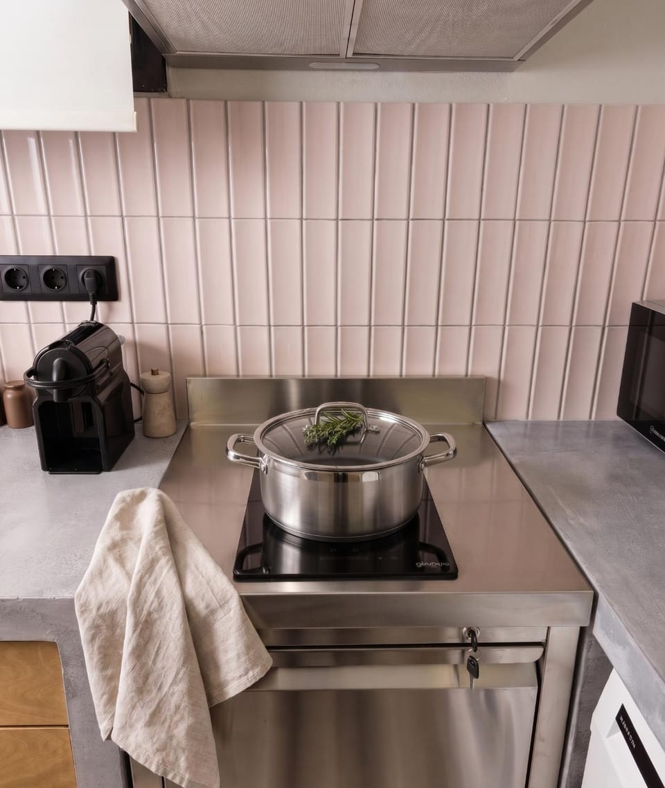 Kitchen or kitchenette, stove, kitchen