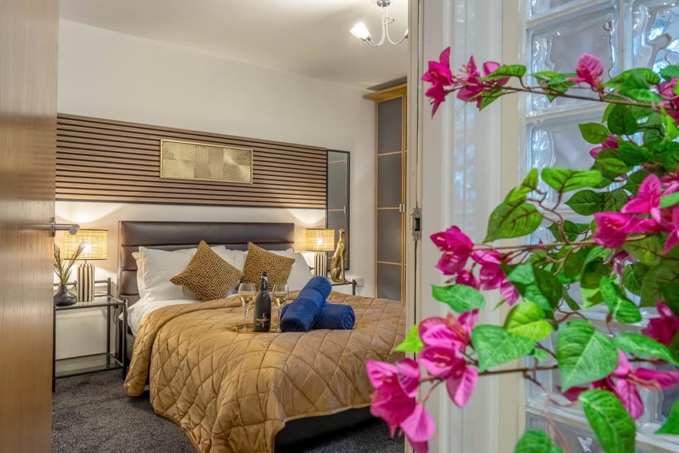 Charming Grand Central City & Bullring location 2 bedroom Apartment With Free Parking Apartment in Birmingham