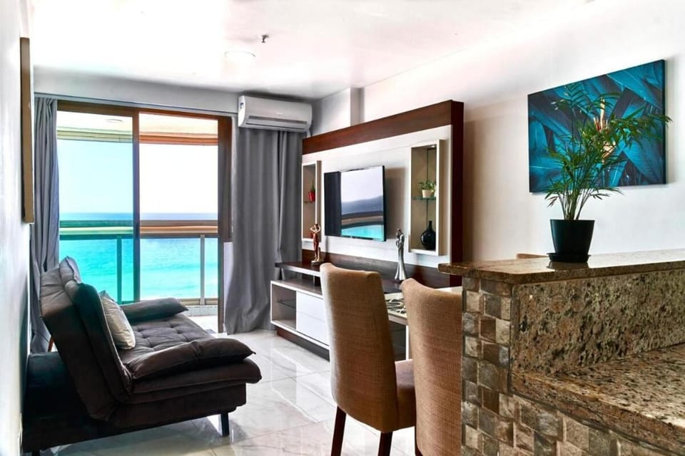 Communal lounge/ TV room, TV and multimedia, Living room, Sea view