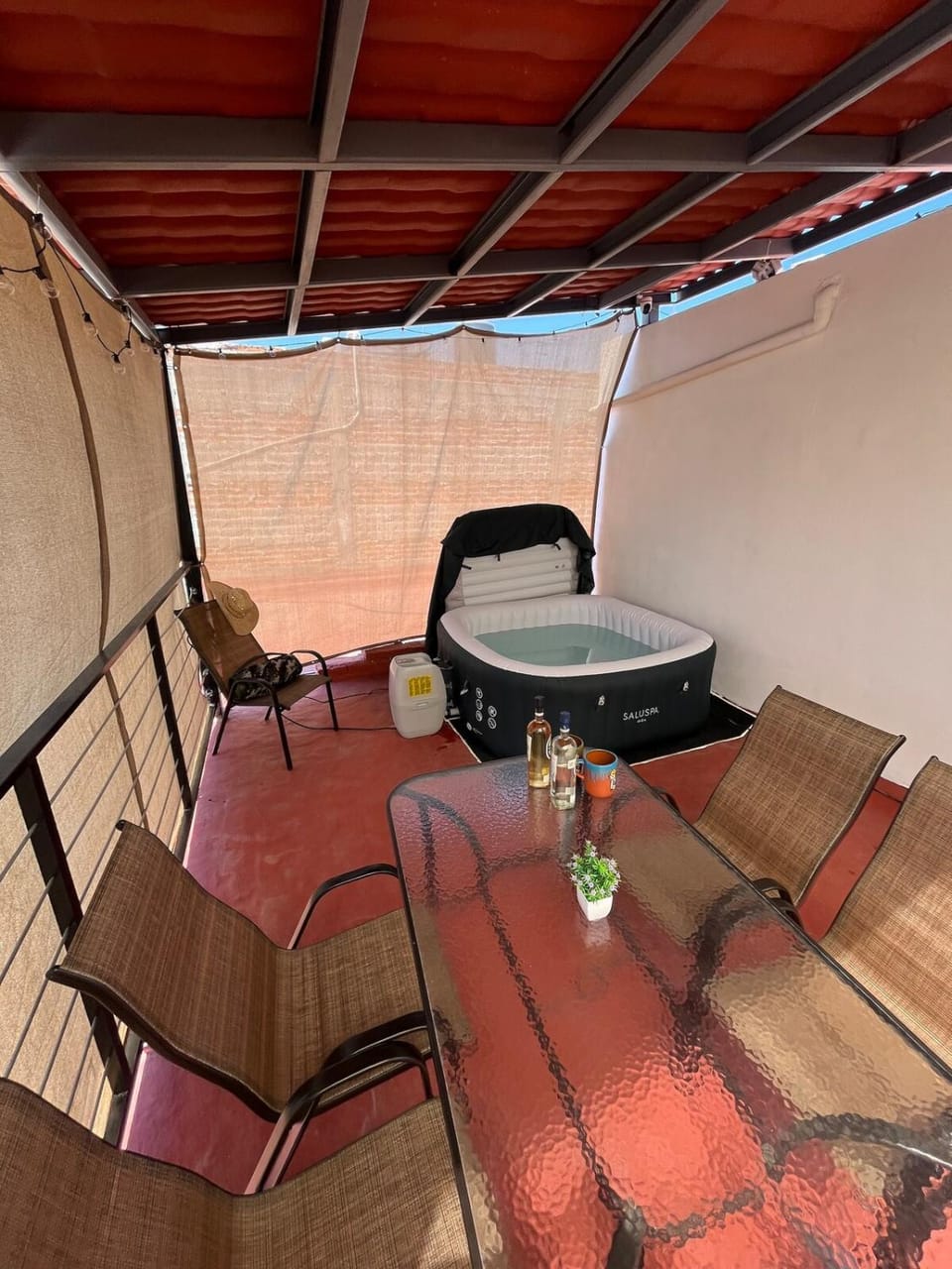 Hot Tub, Balcony/Terrace, Dining area