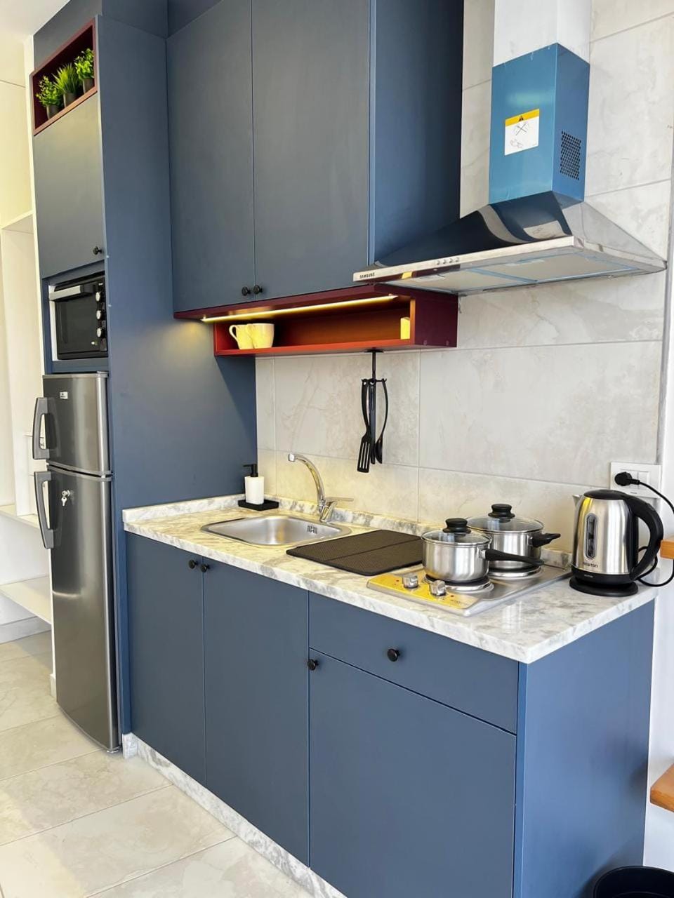 microwave, oven, stove, kitchen, kitchen