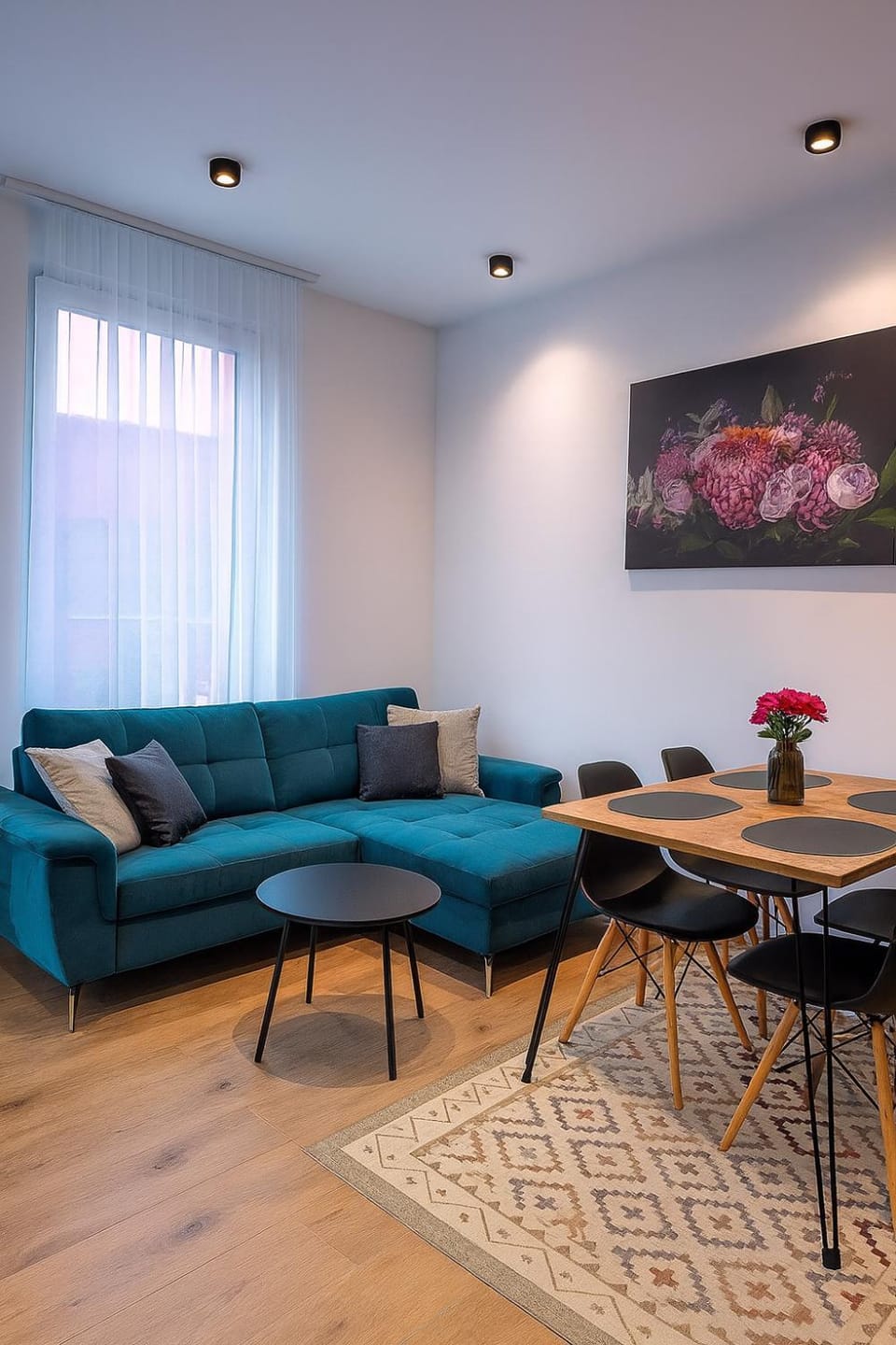 Living room, Seating area, Dining area