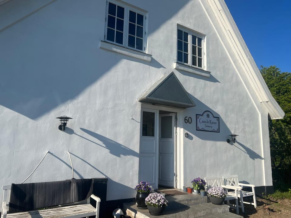 Property building, Day