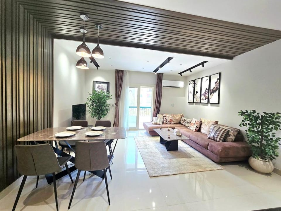 Luxury and Quiet apartment Facing City Stars Mall Apartment in Cairo