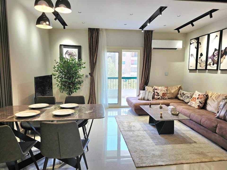 Luxury and Quiet apartment Facing City Stars Mall Apartment in Cairo