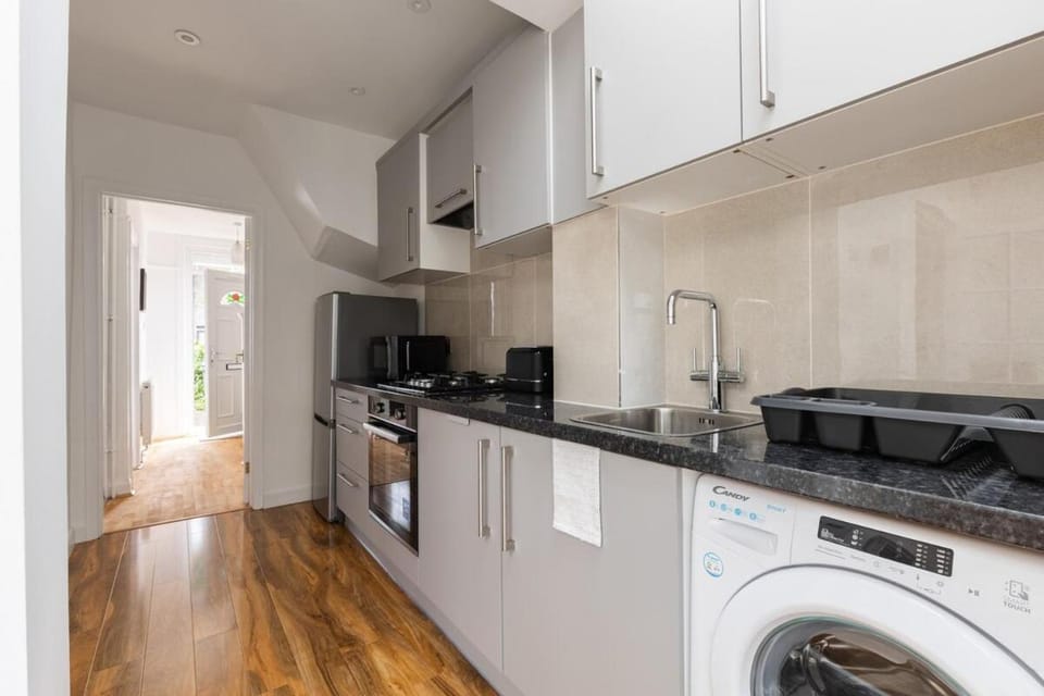Spacious London Oasis House in Sidcup