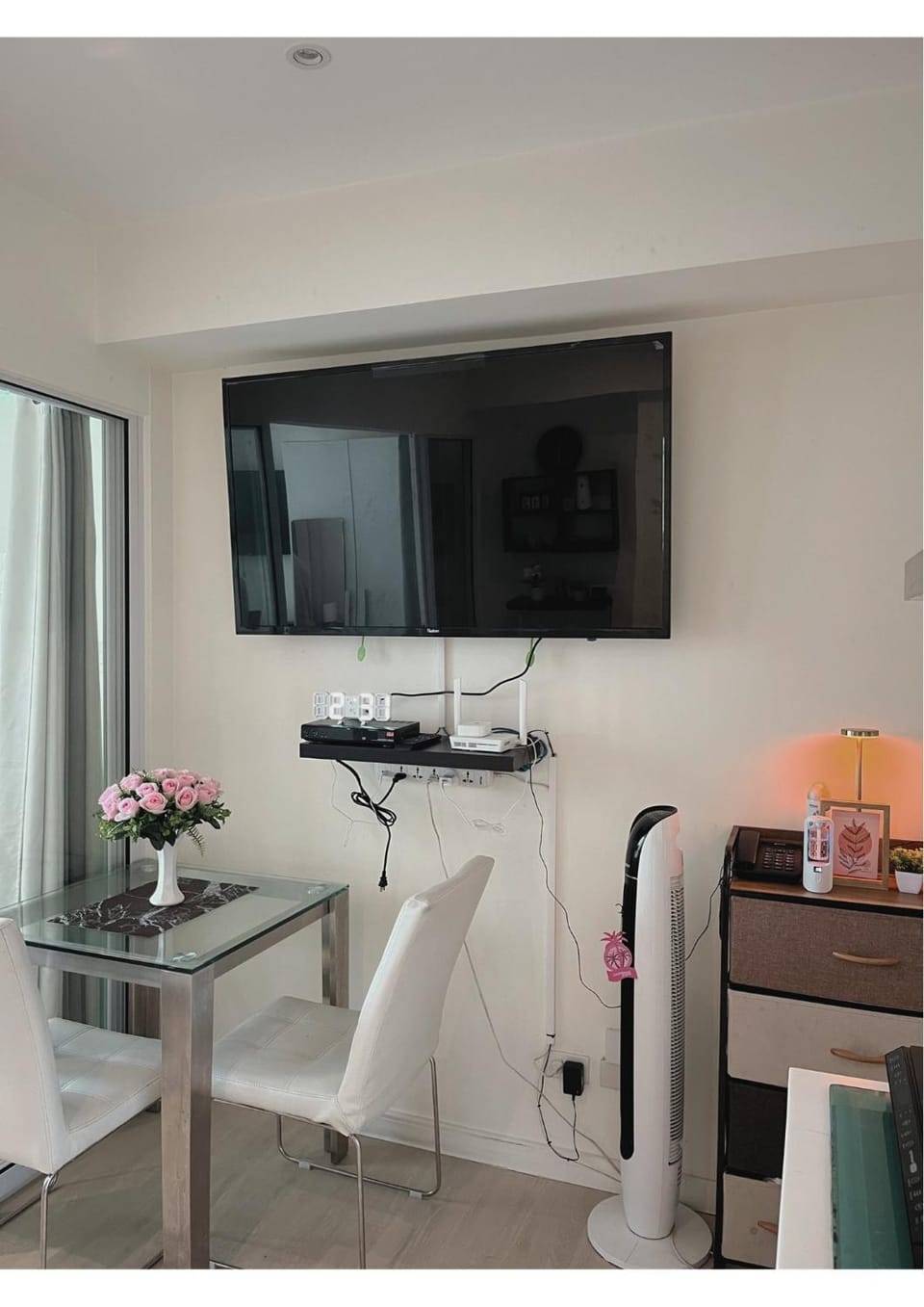 Azure Staycation by Leojen Apartment hotel in Las Pinas