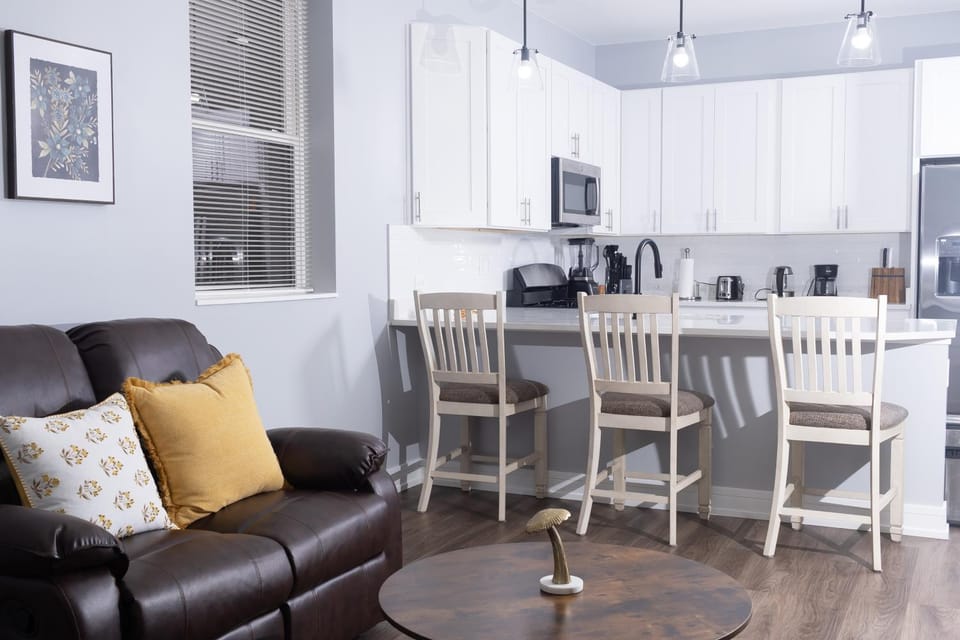 Kitchen or kitchenette, Living room, Seating area