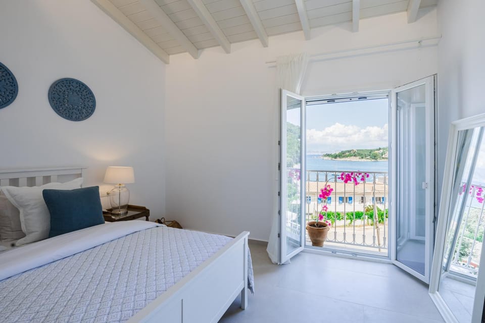 Bed, View (from property/room), Bedroom